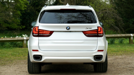 What is worth knowing about the BMW X5 before purchasing this car model?