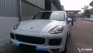 Spied - 2015 Porsche Cayenne (facelift) arrives in India