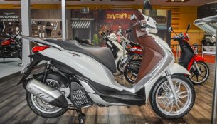 Piaggio Medley 125 ABS, Piaggio Liberty i-get 125 ABS - Auto Expo 2016