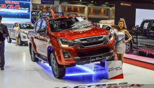 Isuzu D-Max V-Cross Limited - 2016 Bangkok Live