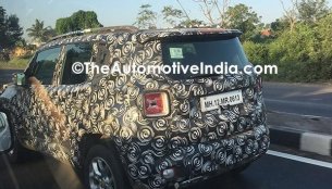 Jeep Renegade spotted in India with a 2.0 L diesel engine