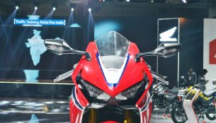 2018 Honda CBR1000RR Fireblade SP - Auto Expo 2018 Live