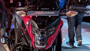 Honda X-Blade vs Honda CB Hornet 160R - spec comparison