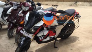 Mahindra Mojo Electric variant spied in India for the first time