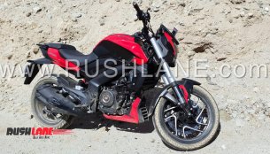 Bajaj Dominar 400 spotted with upside down telescopic forks & new exhaust