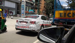 2019 Toyota Camry spotted again in India