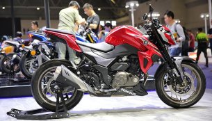 Haojue DR300 (Suzuki GSX-S300) revealed at Chongqing Mobo Fair 2018