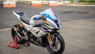 Yamaha YZF-R15 transformed into a BMW S1000RR HP4 Race