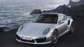 2014 Porsche 911 Turbo and Turbo S revealed 