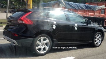 Spied - Just like India, Volvo V40 Cross Country to be launched in Malaysia soon