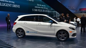Mercedes B Class (Electric Drive) - Image Gallery (Unrelated)