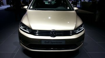 Frankfurt Live - VW Golf Sportsvan Concept says the Golf MPV is enroute