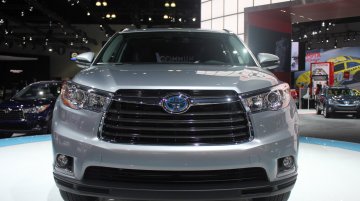 LA Live - 2014 Toyota Highlander Hybrid