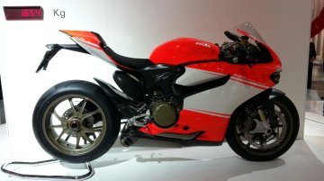 EICMA Live - Ducati 1199 Superleggera, new Ducati Monster 1200, 899 Panigale unveiled