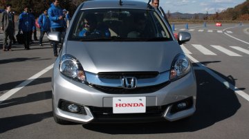 Indonesia - Honda Mobilio continues parading around main metros