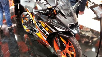 EICMA Live - KTM RC125, RC200, RC390, production KTM 1290 Super Duke R showcased