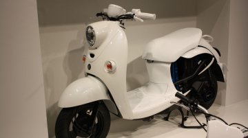 2013 Tokyo Motor Show Live - Yamaha EVINO, EKIDS, YPJ01