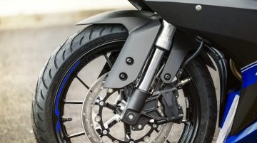 2014 Yamaha YZF-R125 - Official