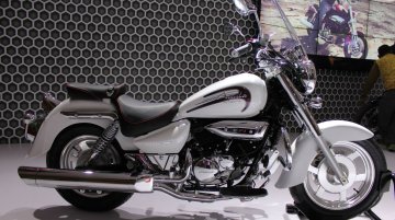 Auto Expo Live - DSK Hyosung Aquila 250 launched at INR 2.69 lakhs