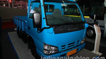 Auto Expo Live - SML Isuzu showcases S7 bus and NHR LCV