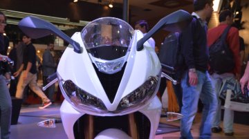 Triumph Daytona 675 (now discontinued) - Image Gallery