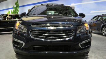 Chevrolet Cruze facelift to launch at Auto Expo 2016 - IAB Report