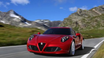 2014 New York Auto Show - Alfa Romeo 4C