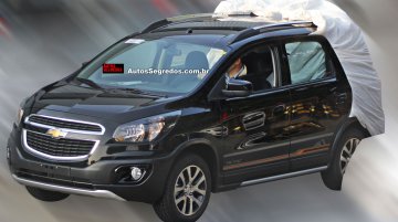 Brazil - Chevrolet Spin Activ with rough road kit spotted for the first time