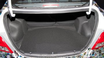 Hyundai Solaris facelift at the 2014 Moscow Motor Show