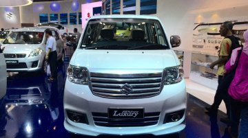 Suzuki APV Luxury at the 2014 Indonesia International Motor Show