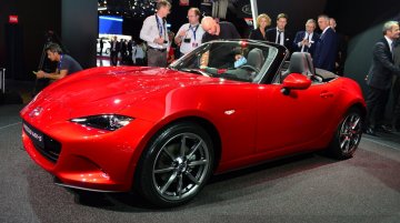 Paris Live - 2016 Mazda MX-5 Miata