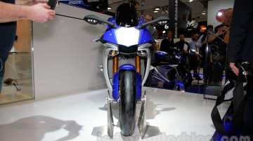 2015 Yamaha YZF-R1 –