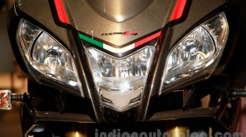 EICMA 2014 Live - 2015 Aprilia Tuono V4 1100 RR