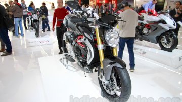 EICMA 2014 Live - MV Agusta Brutale 800 RR and Brutale 800 Dragster RR