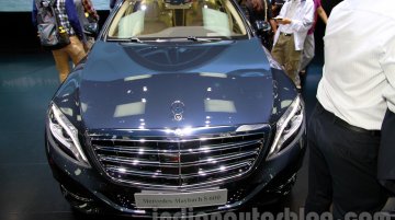 Mercedes Maybach S600 at the 2014 Guangzhou Auto Show - Image Gallery (Unrelated)