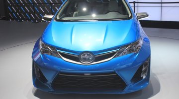 Scion iM Concept at the 2014 Los Angeles Auto Show