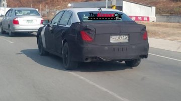 Next generation Hyundai Equus spotted in South Korea - Spied