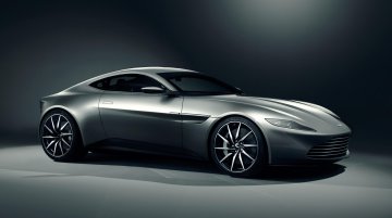 James Bond's Aston Martin DB10 fires up its engine - Video