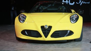 2015 NAIAS Live - Alfa Romeo 4C Spider