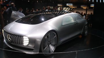 2015 NAIAS Live - Mercedes Benz F 015 Luxury in Motion concept