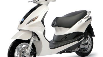 Piaggio Fly 125