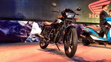 2015 Honda Dream Yuga - Live images