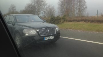 Bentley Bentayga SUV testing outside London - Spied