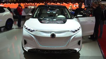 Ssangyong Tivoli EVR Concept - 2015 Geneva Live