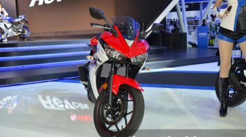 India-bound Yamaha R3 showcased at Bangkok Show - IAB Report