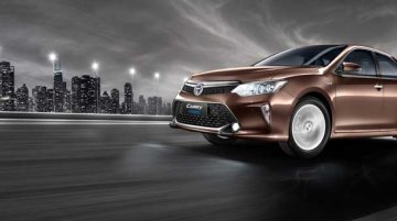 Toyota Camry/ Camry Hybrid