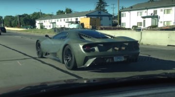 Ford GT spotted testing in Detroit - Spied [Video]