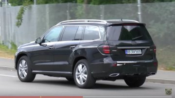 2016 Mercedes GLS caught with minimal camouflage - Spied [Video]