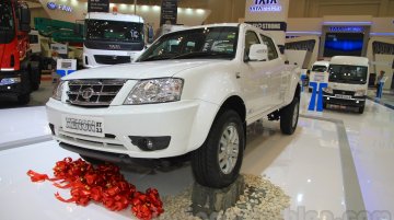 Tata Xenon XT 2.2, Tata Super Ace Closed Cabin - GIIAS 2015 Live