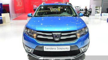 Dacia Sandero Stepway with Easy-R AMT – 2015 Frankfurt Motor Show Live